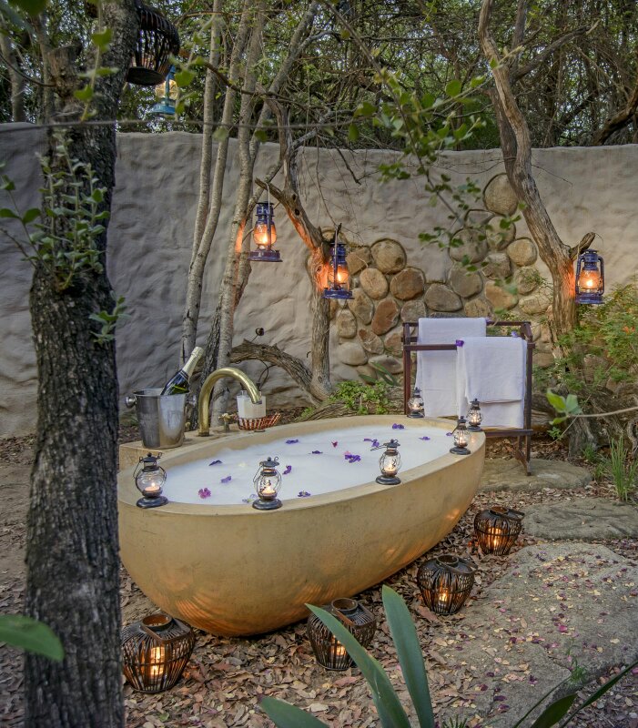 Kuname Lodge & Manor House